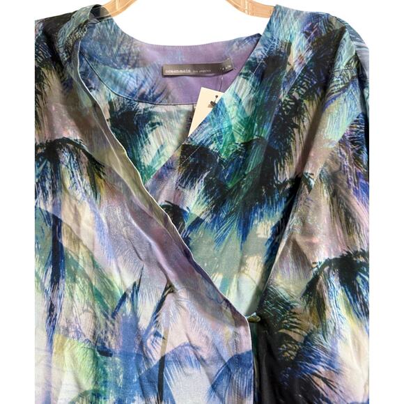 Ocean & Main Los Angeles Blue & Purple Small Oversized Beach Wrap Dress - Picture 3 of 9